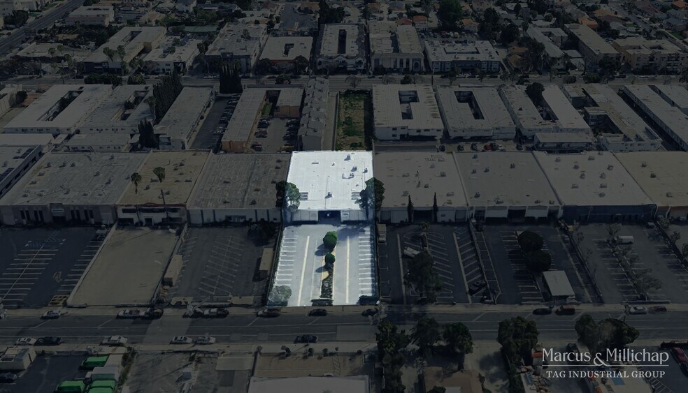 6700 Valjean Ave, Van Nuys, CA à vendre - Photo de l’immeuble – Image 2 sur 15