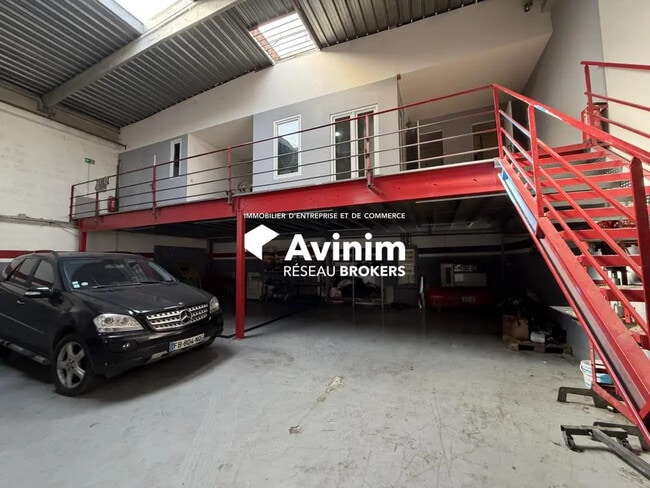 Plus de détails pour Local commercial à louer