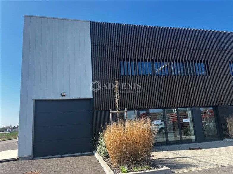 Local d’activités dans Vendenheim à louer - Photo de l’immeuble – Image 3 sur 9