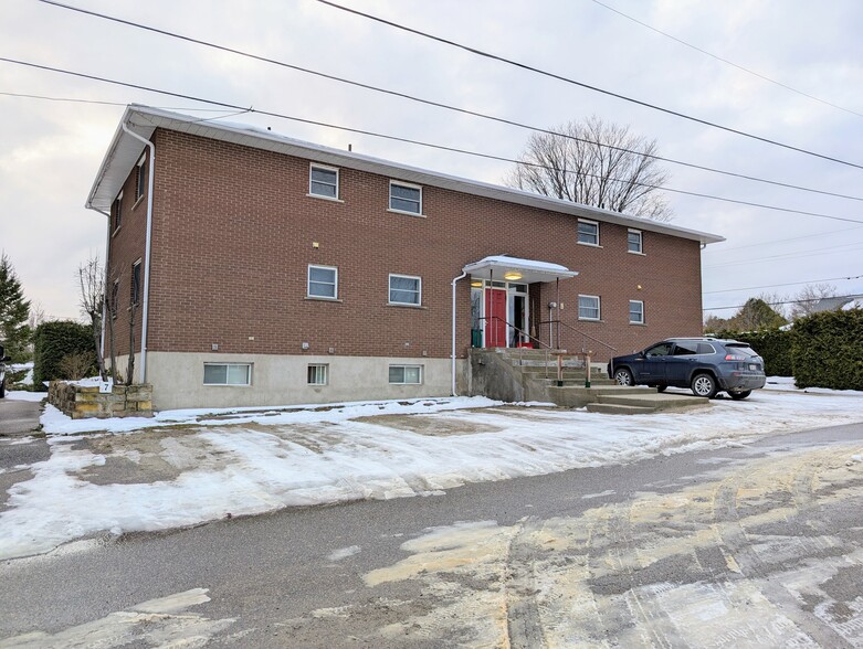 9 Napier St, Manitowaning, ON à vendre - Photo de l’immeuble – Image 3 sur 6