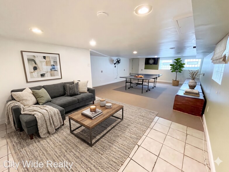 4640 Sansom St, Philadelphia, PA à vendre - Photo intérieure – Image 3 sur 11