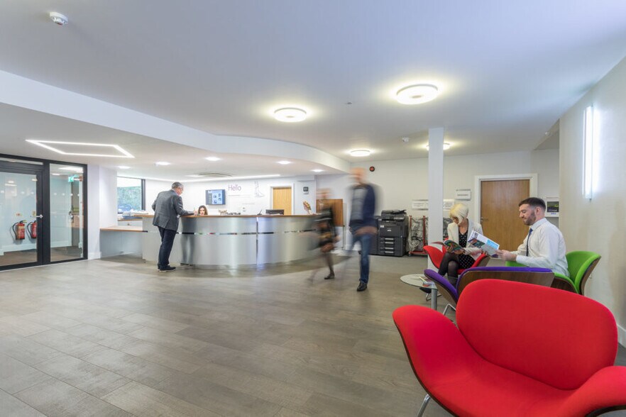 Sir William Lyons Rd, Coventry à louer - Photo de l’immeuble – Image 2 sur 5