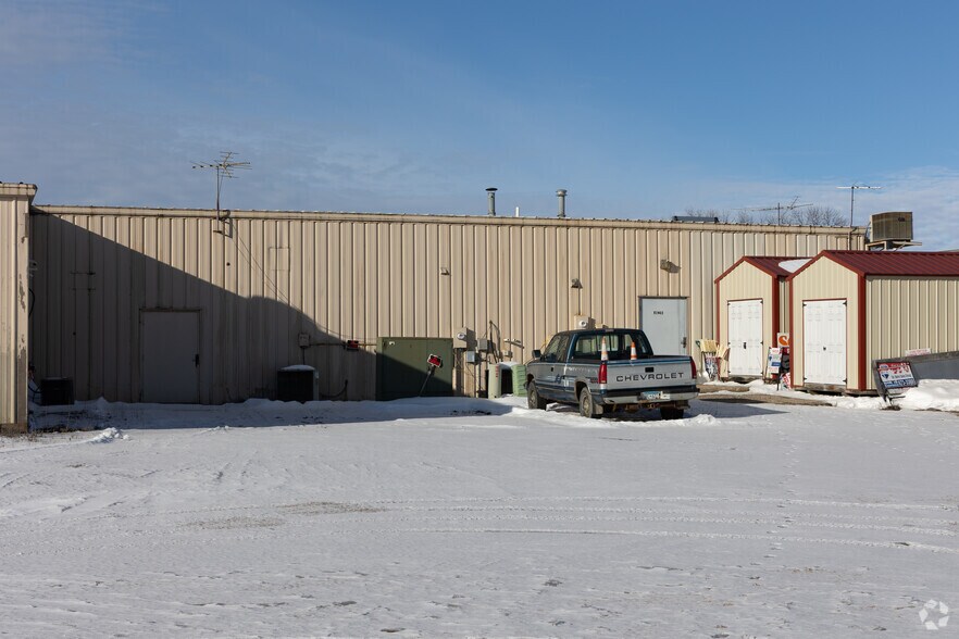 510 Faxon Rd N, Norwood Young America, MN à vendre - Photo de l’immeuble – Image 2 sur 2