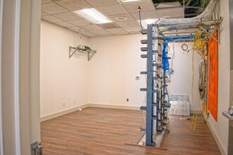 375 Healdsburg Ave, Healdsburg, CA à louer Photo intérieure– Image 2 sur 6