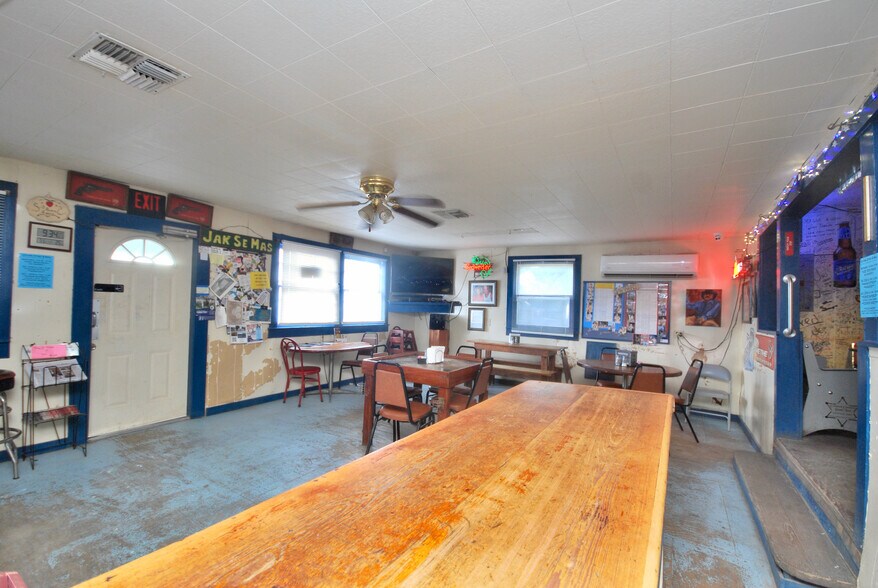 12604 N State Highway 95, Cistern, TX à vendre - Photo de l’immeuble – Image 3 sur 42