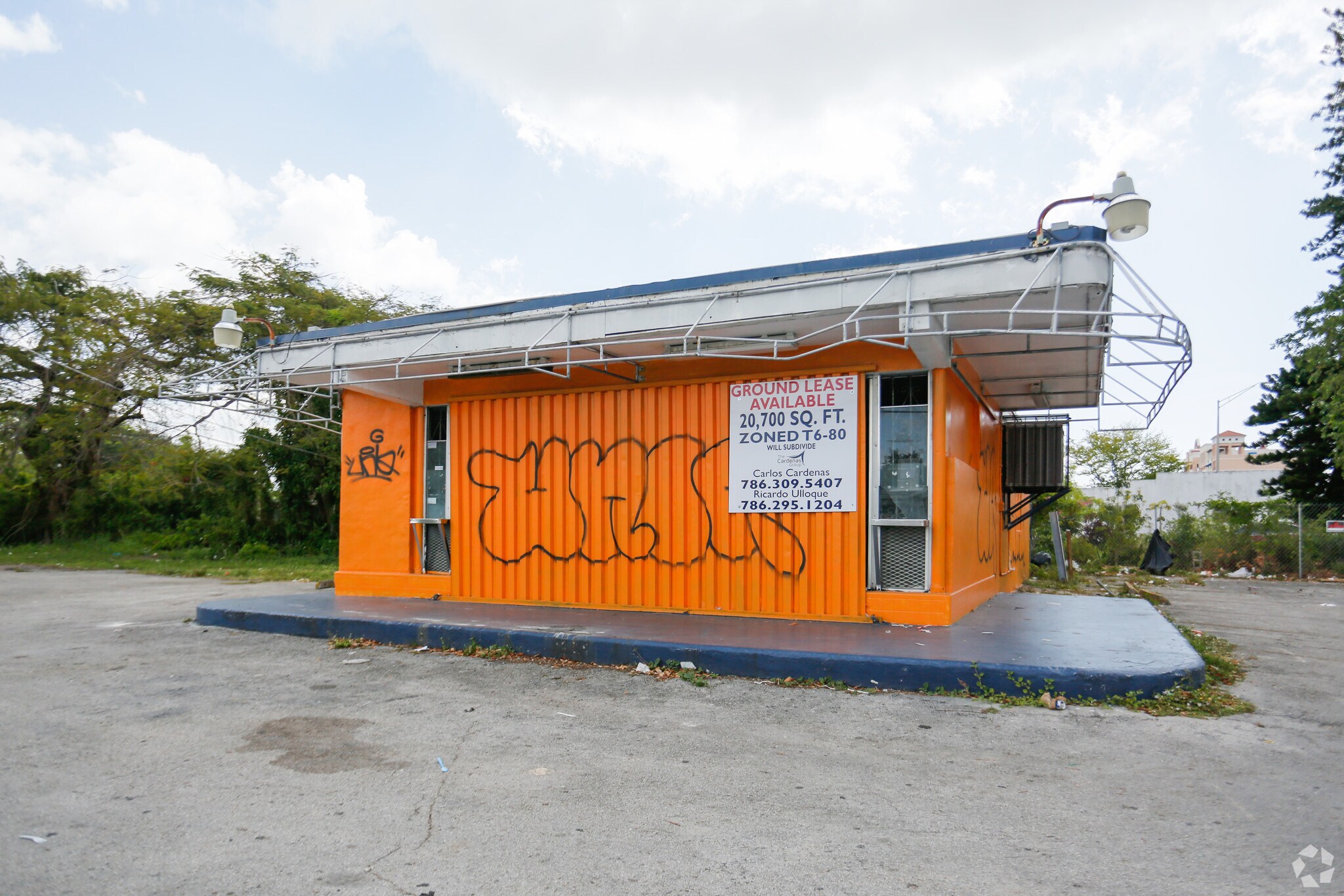 1675 NW 54th St, Miami, FL à vendre Photo principale– Image 1 sur 4