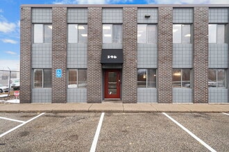396-400 E American Blvd, Bloomington, MN à vendre Photo de l’immeuble– Image 1 sur 30
