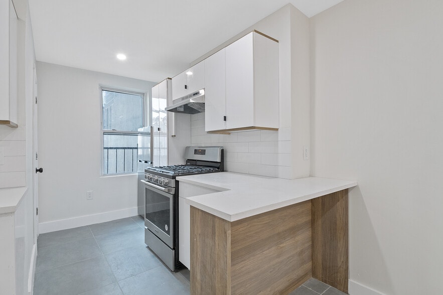386 Palisade Ave, Jersey City, NJ à vendre - Photo intérieure – Image 3 sur 22