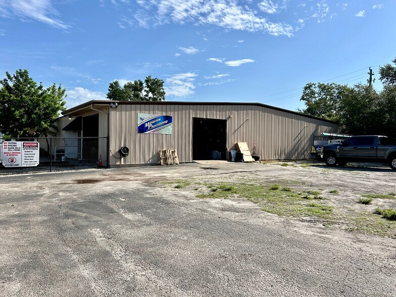 715 E 60th St Ct, Bradenton, FL à louer - Photo de l’immeuble – Image 3 sur 6