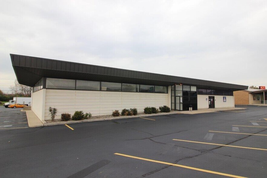 2300 N 5th St, Muhlenberg Township, PA à vendre - Photo de l’immeuble – Image 3 sur 8