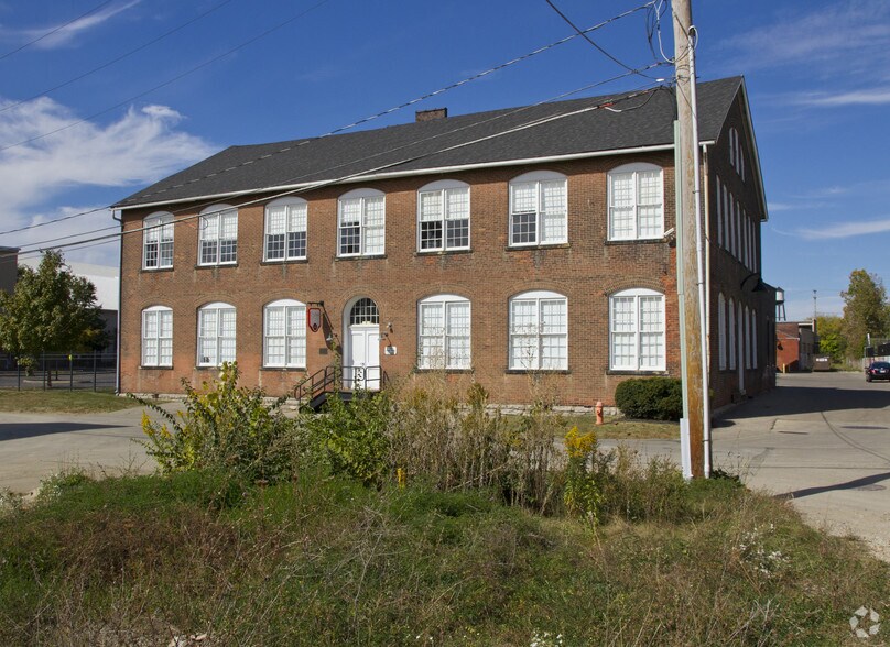 350 E 1st Ave, Columbus, OH à louer - Photo de l’immeuble – Image 1 sur 15