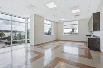 2633 Progress St, Vista, CA à louer Photo de l’immeuble– Image 2 sur 5