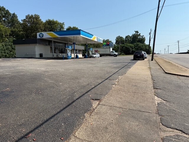 2244 W Fairview Ave, Montgomery, AL à vendre - Photo de l’immeuble – Image 3 sur 12