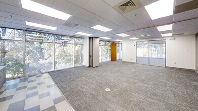 1616 E Millbrook Rd, Raleigh, NC à louer Photo intérieure– Image 2 sur 7