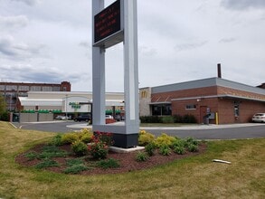 90 Dayton Ave, Passaic, NJ à louer Photo de l’immeuble– Image 1 sur 9