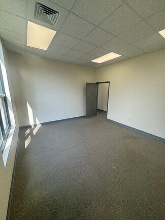 Plus de détails pour 14936 Brown Mill Rd, Huntersville, NC - Bureau à louer