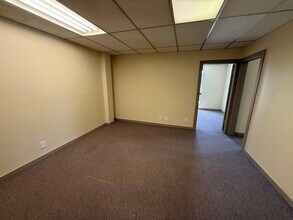 4101 N Andrews Ave, Fort Lauderdale, FL à louer Photo intérieure– Image 2 sur 4