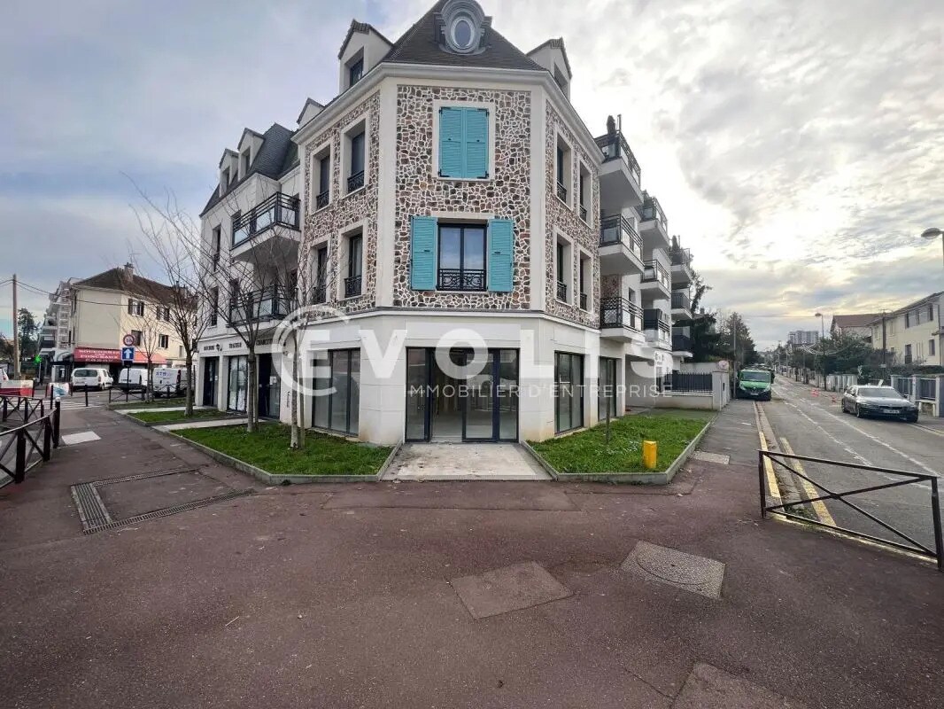 Local commercial dans Villiers-sur-Marne à louer Photo de l’immeuble– Image 1 sur 8