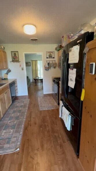 12312 State Highway 30, College Station, TX à vendre - Vidéo sur l’annonce professionnelle – Image 2 sur 43