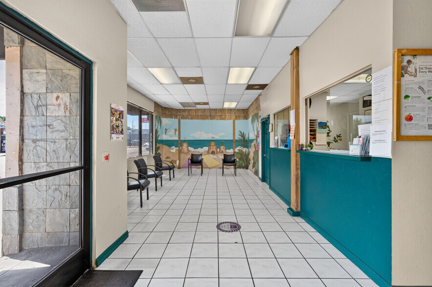 1167-1201 E Florence Ave, Los Angeles, CA à louer - Photo de l’immeuble – Image 3 sur 47