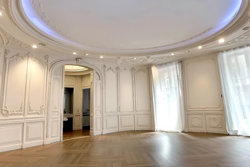 55 Rue Pierre Charron, Paris à louer Photo intérieure– Image 1 sur 2