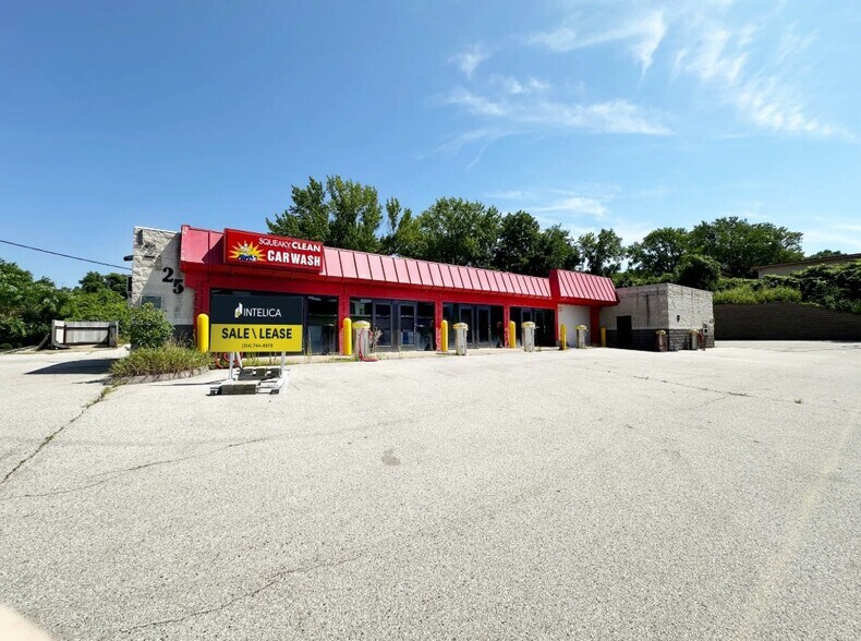 12425 Dorsett Rd, Maryland Heights, MO à vendre - Photo de l’immeuble – Image 1 sur 8