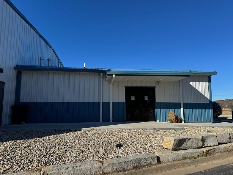 4699 Stagg Hill Rd, Manhattan, KS à vendre - Photo de l’immeuble – Image 3 sur 3