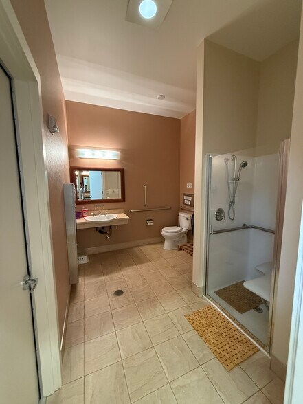 10315 19th Ave SE, Everett, WA à vendre - Photo de l’immeuble – Image 2 sur 10