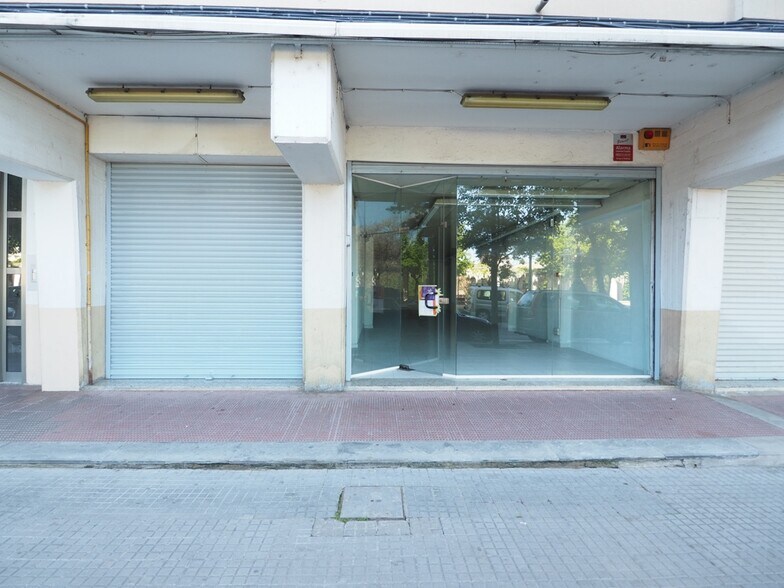 Immeuble residentiel dans Granollers, Barcelona à vendre - Photo principale – Image 1 sur 1