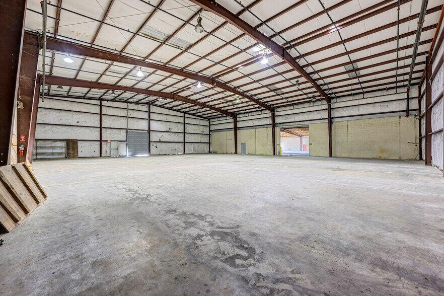 9110 Meadow Vista Blvd, Houston, TX à louer - Photo intérieure – Image 2 sur 16