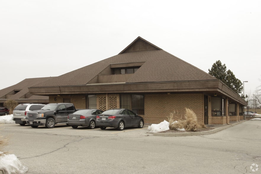 5 Director Ct, Vaughan, ON à louer - Photo principale – Image 3 sur 17