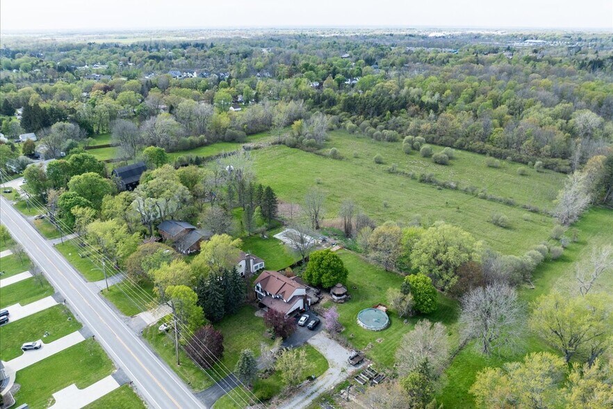 Harris Hill Rd, Lancaster, NY à vendre - Photo de l’immeuble – Image 2 sur 17