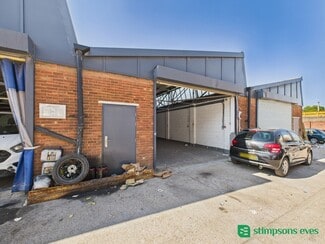 Plus de détails pour 328 Selbourne Rd, Luton - Industriel/Logistique à louer