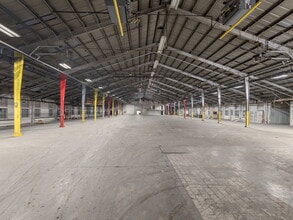 111 Old Bee Tree Rd, Swannanoa, NC à louer Photo intérieure– Image 2 sur 6