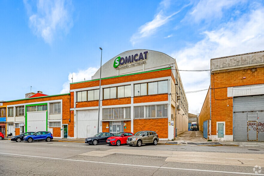 Industriel/Logistique dans L'Hospitalet de Llobregat, Barcelona à louer - Photo de l’immeuble – Image 3 sur 4