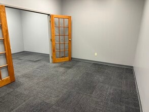 42 E High St, East Hampton, CT à louer Photo intérieure– Image 2 sur 6