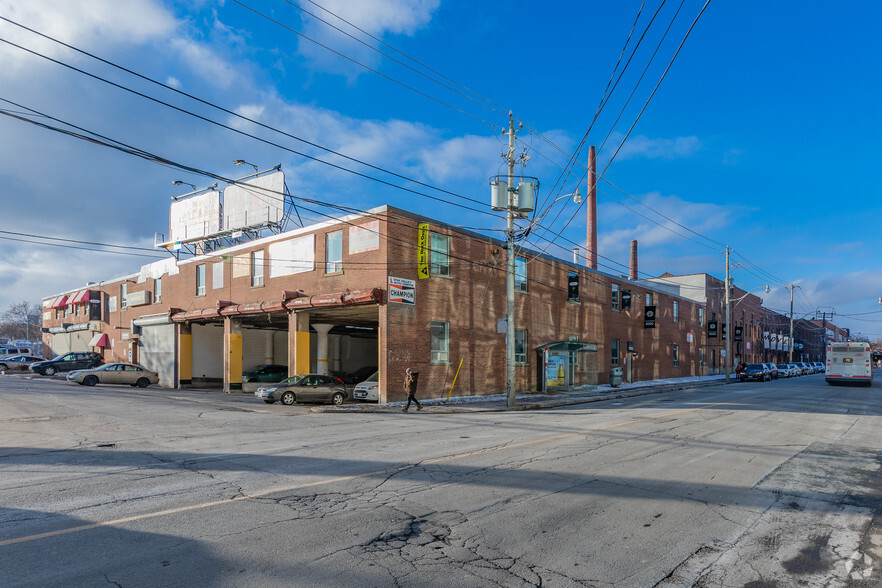 388 Carlaw Ave, Toronto, ON à louer - Photo de l’immeuble – Image 2 sur 16