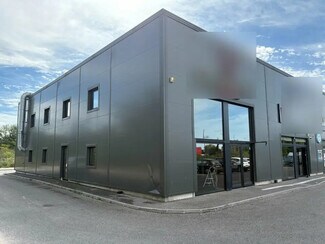 Plus de détails pour Local commercial à louer