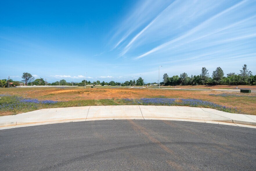 Rancho Industrial Park, Redding, CA à vendre - Aérien – Image 2 sur 4