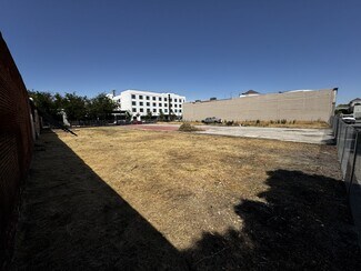 Plus de détails pour 636 W Main St, Merced, CA - Terrain à louer