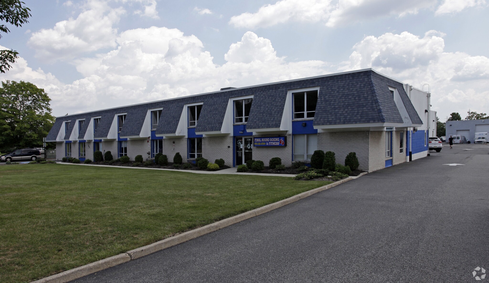 156 Algonquin Pky, Whippany, NJ à louer Photo principale– Image 1 sur 12
