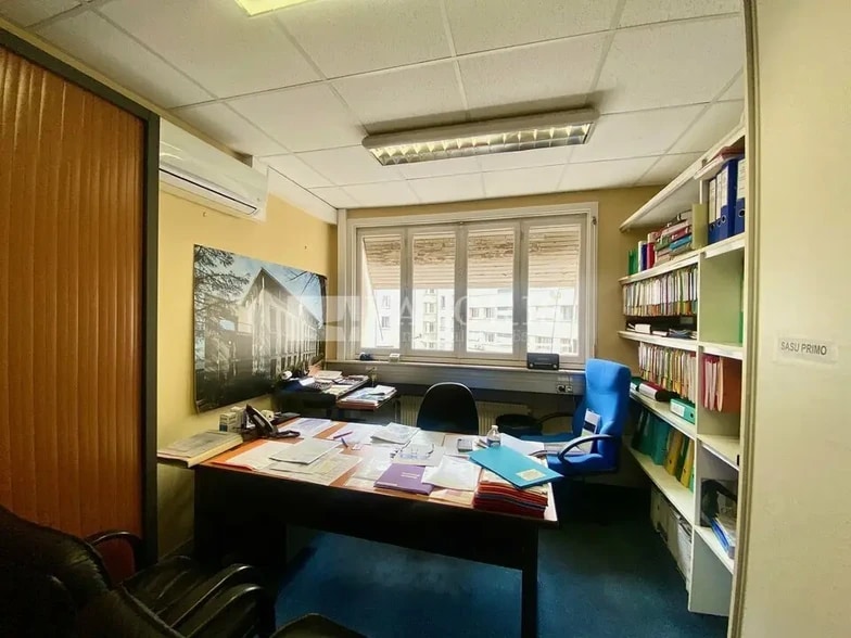 View Photo