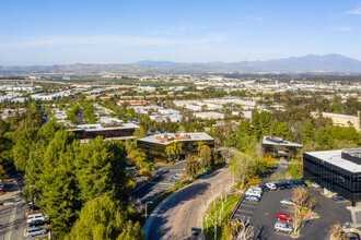 23201 Mill Creek Dr, Laguna Hills, CA - VUE AÉRIENNE  vue de carte - Image1