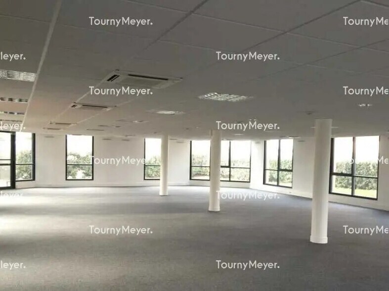 Bureau dans Toulouse à louer - Photo de l’immeuble – Image 1 sur 4