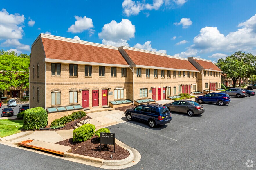 931-947 Russell Ave, Gaithersburg, MD à louer - Photo principale – Image 1 sur 67