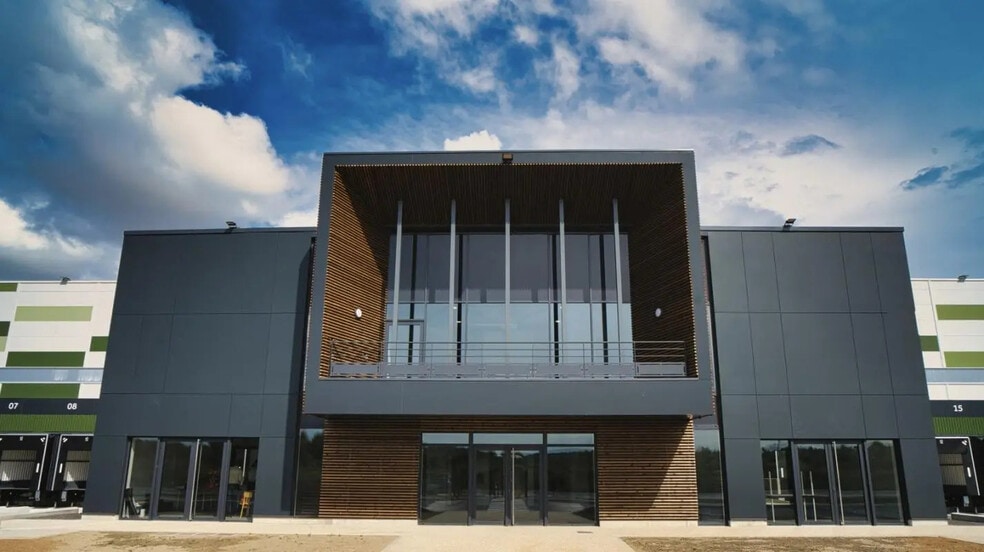 Industriel/Logistique dans Honfleur à louer - Photo de l’immeuble – Image 3 sur 10