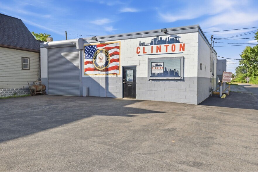 1273 Clinton St, Buffalo, NY à vendre - Photo de l’immeuble – Image 2 sur 15