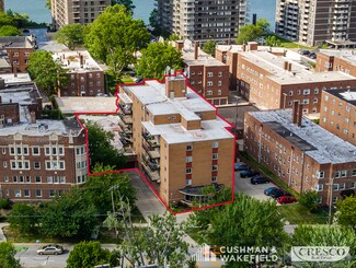 Plus de détails pour 12050 Lake Ave, Lakewood, OH - Logement à vendre