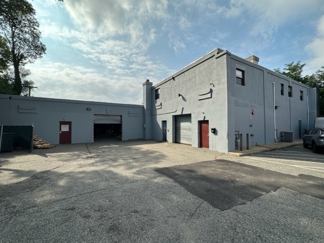 300 Broadway, Bethpage, NY à louer - Photo de l’immeuble – Image 1 sur 6