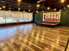 27202 Harper Ave, Saint Clair Shores, MI à louer Photo intérieure– Image 2 sur 3